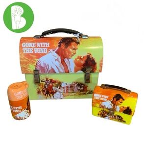 GONE WITH THE WIND ORANGE & YELLOW METAL SMALL LUNCHBOX W/SALT & PEPPER NWT